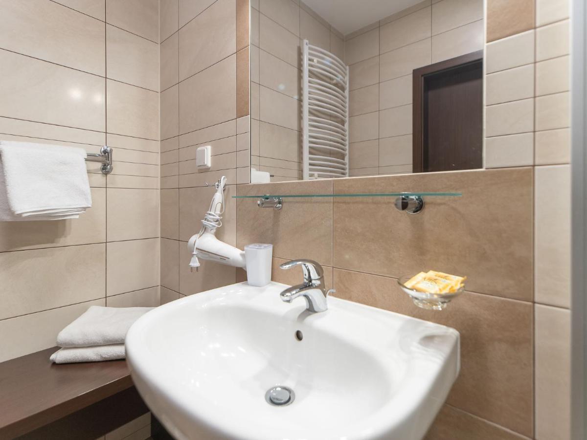 Aquabaltic Apartments Aquarius โควอบเซก ภายนอก รูปภาพ